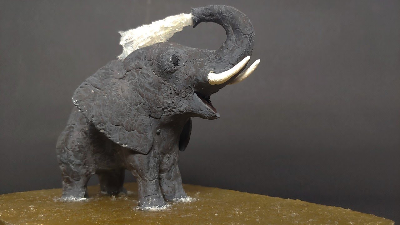 How to make Diorama of Elephant Spraying Water in the Lake