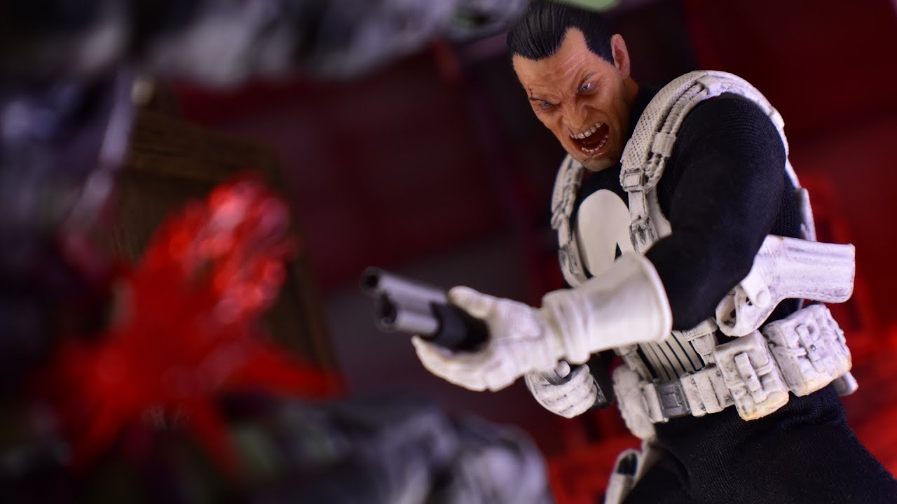 Mezco One:12 Collective Classic Punisher