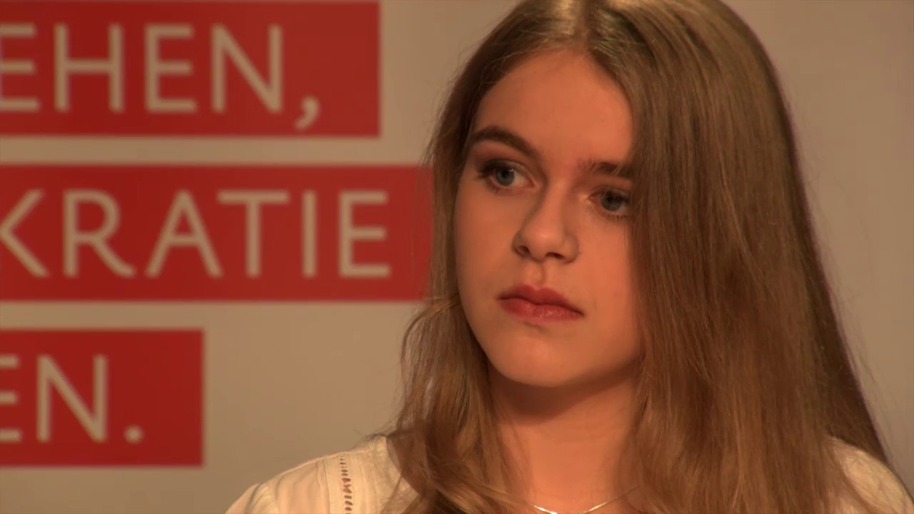Meri Nehlsen debattiert mit Wolfgang Kubicki zur Landtagswahl in Schleswig-Holstein