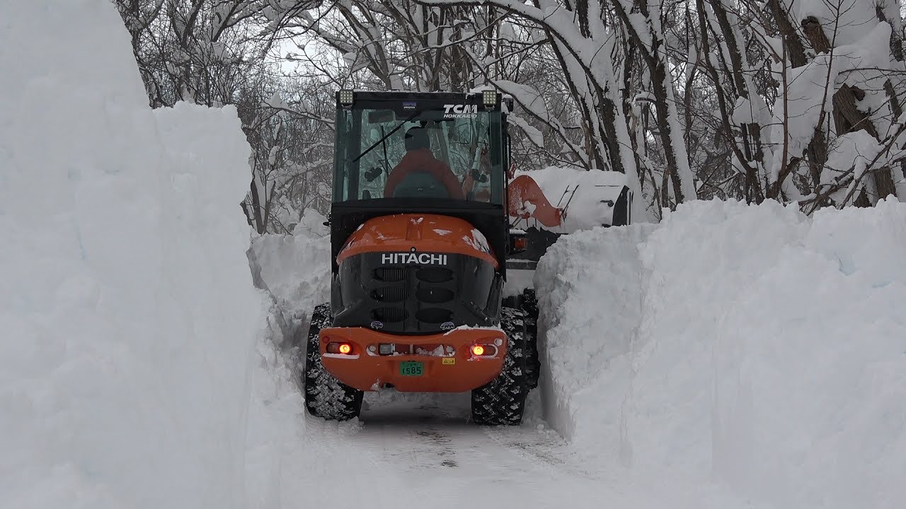 ホイールローダーを使った除雪１６ 2324S🌈 スタックした後慎重にでも何だこの量  ＃タイヤショベル除雪　＃ヒタチZW40　＃hokkaido