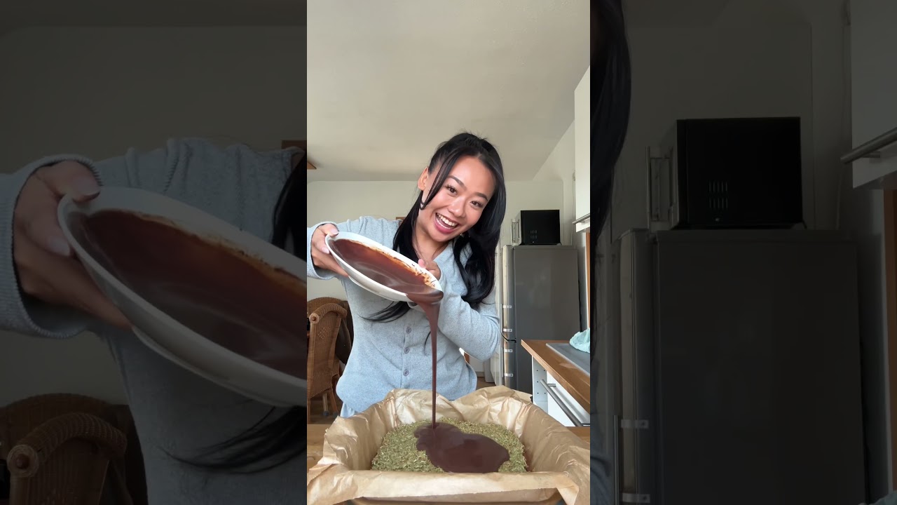 Meint ihr ihm hat es geschmeckt?? 😭😂