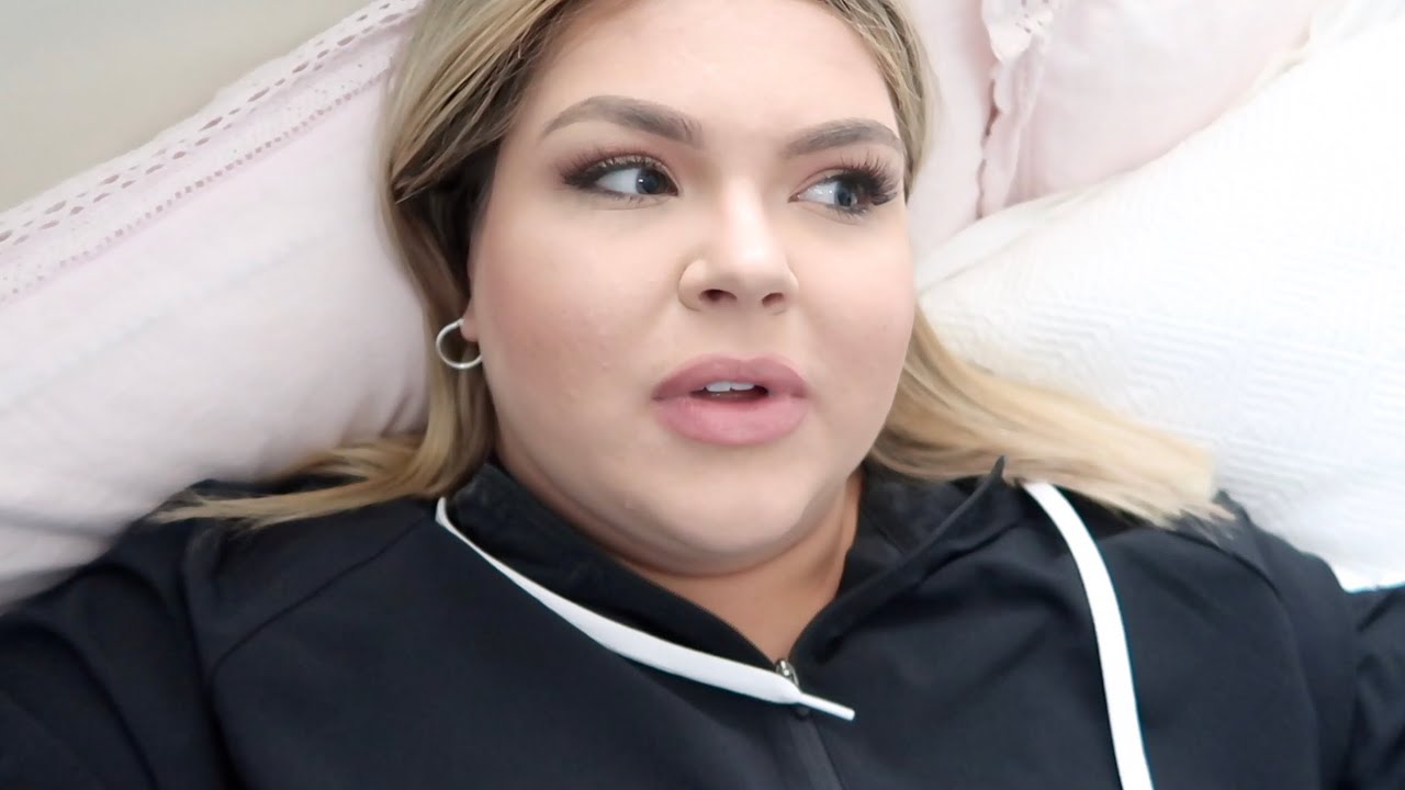Scary Apartment Storytime | Weekly Vlog #11