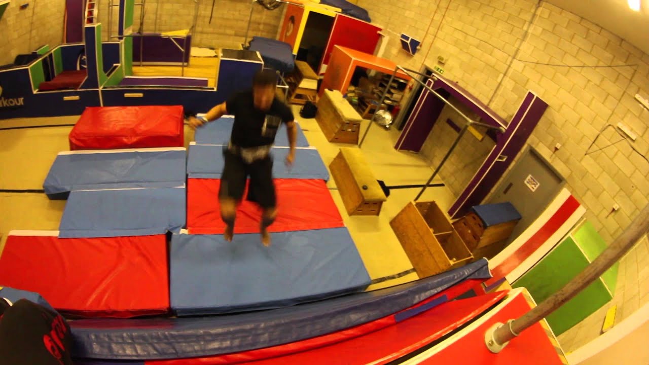 Parkour/ Freerunning - Paramount Parkour Gym Training