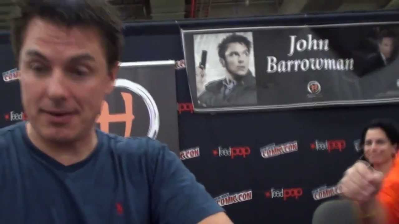 Meeting John Barrowman and giving him a gift