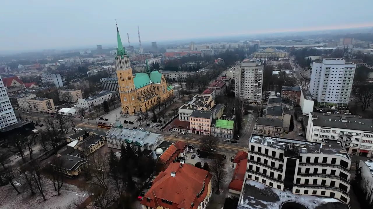 Łódź centrum w Niedzielny poranek @T.P.Drone_Studio 