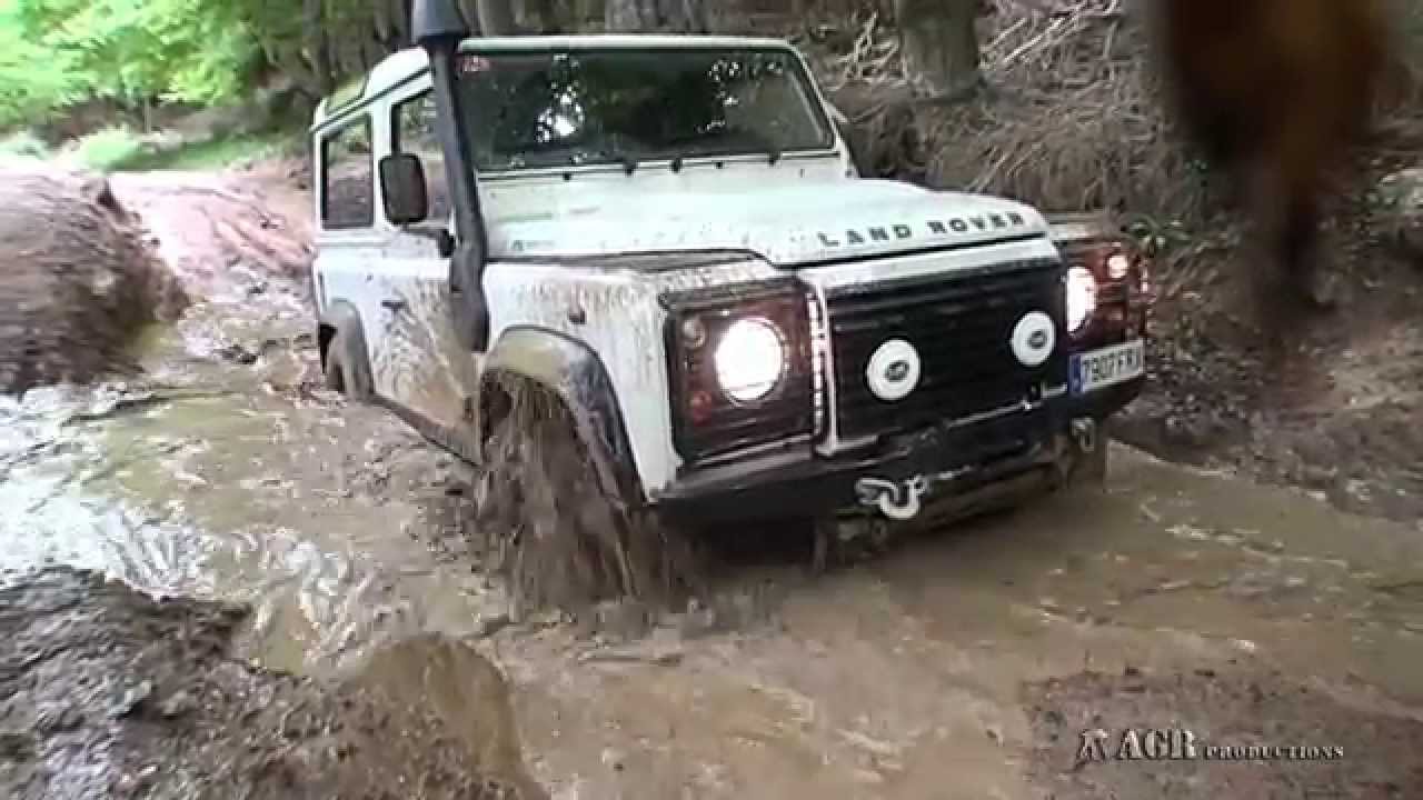 LAND ROVER AMAZING COMPILATION 1