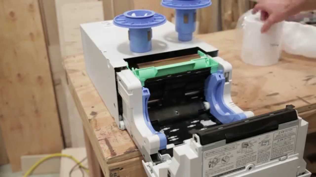 MITSUBISHI CP-D70DW PAPER + INK LOADING