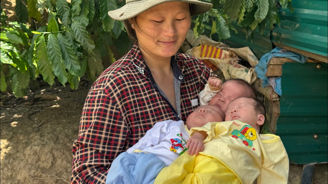 Ly Tieu Nu hugged her child sadly because her boyfriend had to go on a business trip far away.
