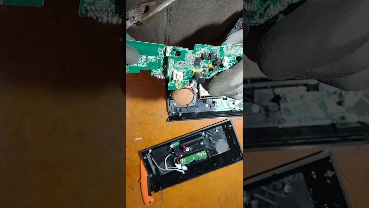 Dismantling a LansingAltec ipod radio for its gold, copper and silver 
