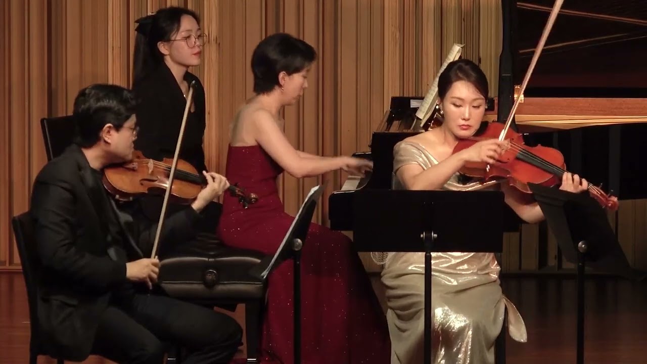 Schumann - Piano Quartet in E-flat Major, Op47