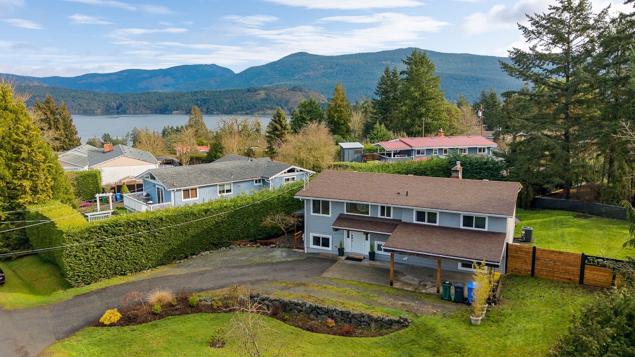 4503 Chestnut Rd, Cowichan Bay