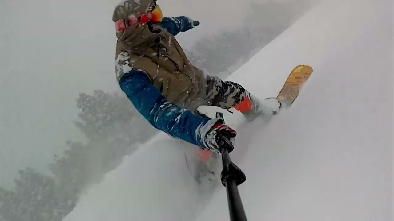 【柴雪山】パウダー用のスノースケートで最高のパウダーを食い散らかした結果・・・