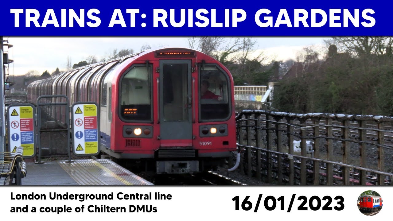 Trains at Ruislip Gardens 16/01/2023