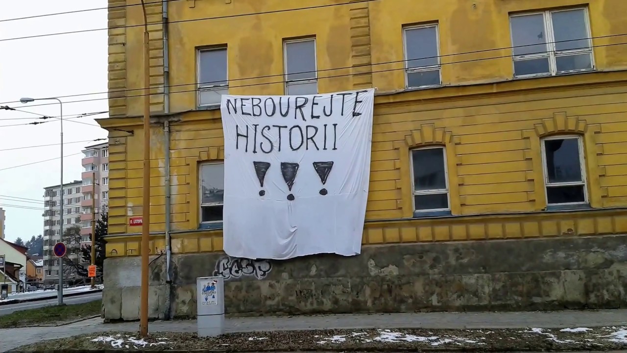 Bourání kasáren v Jihlavě