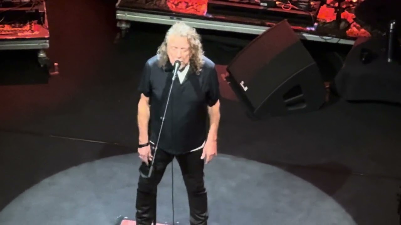 Ramble On (Led Zeppelin) - Robert Plant feat. Suzi Dian Live at Moore Theater in Seattle 11/18/2025