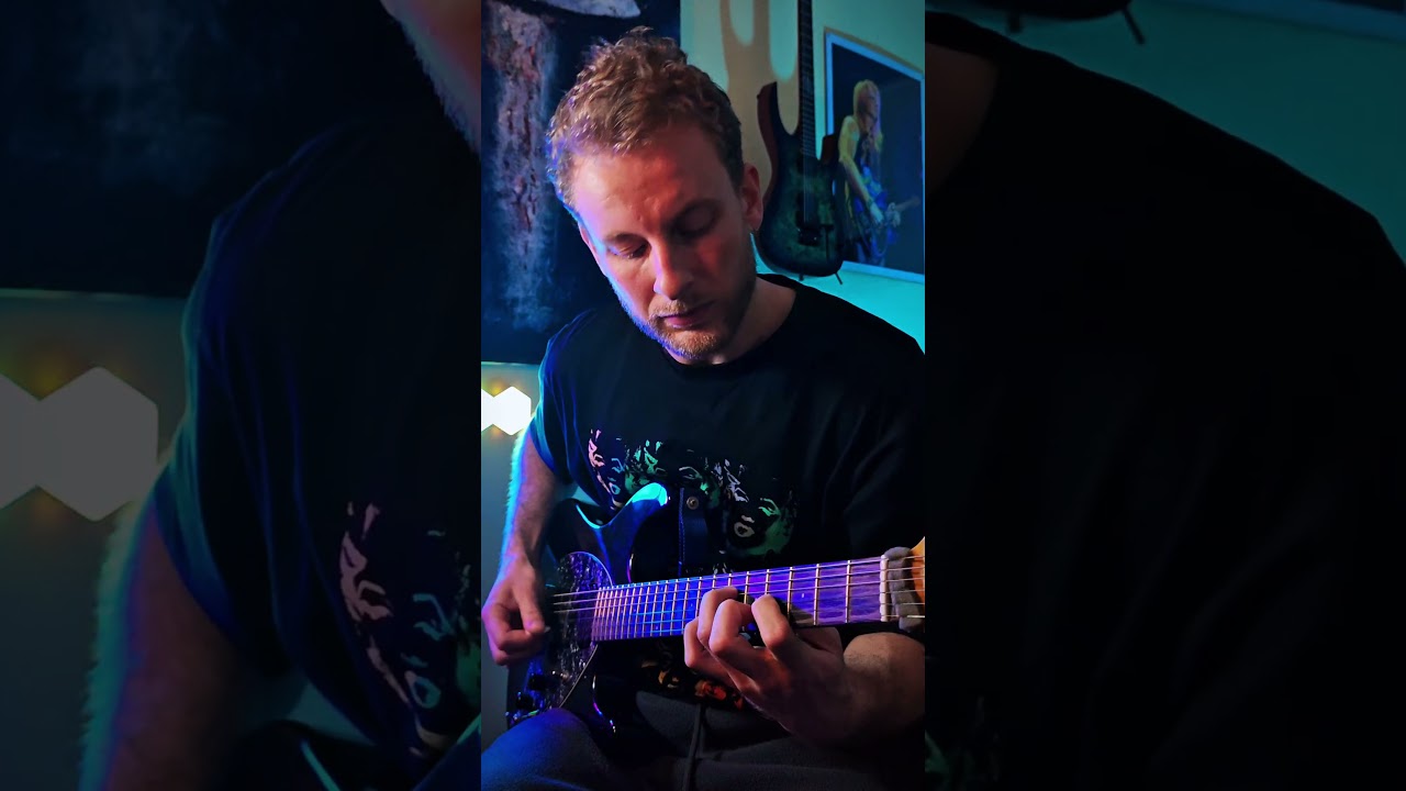 playing split triads melody on electric guitar. practicing arpeggios.