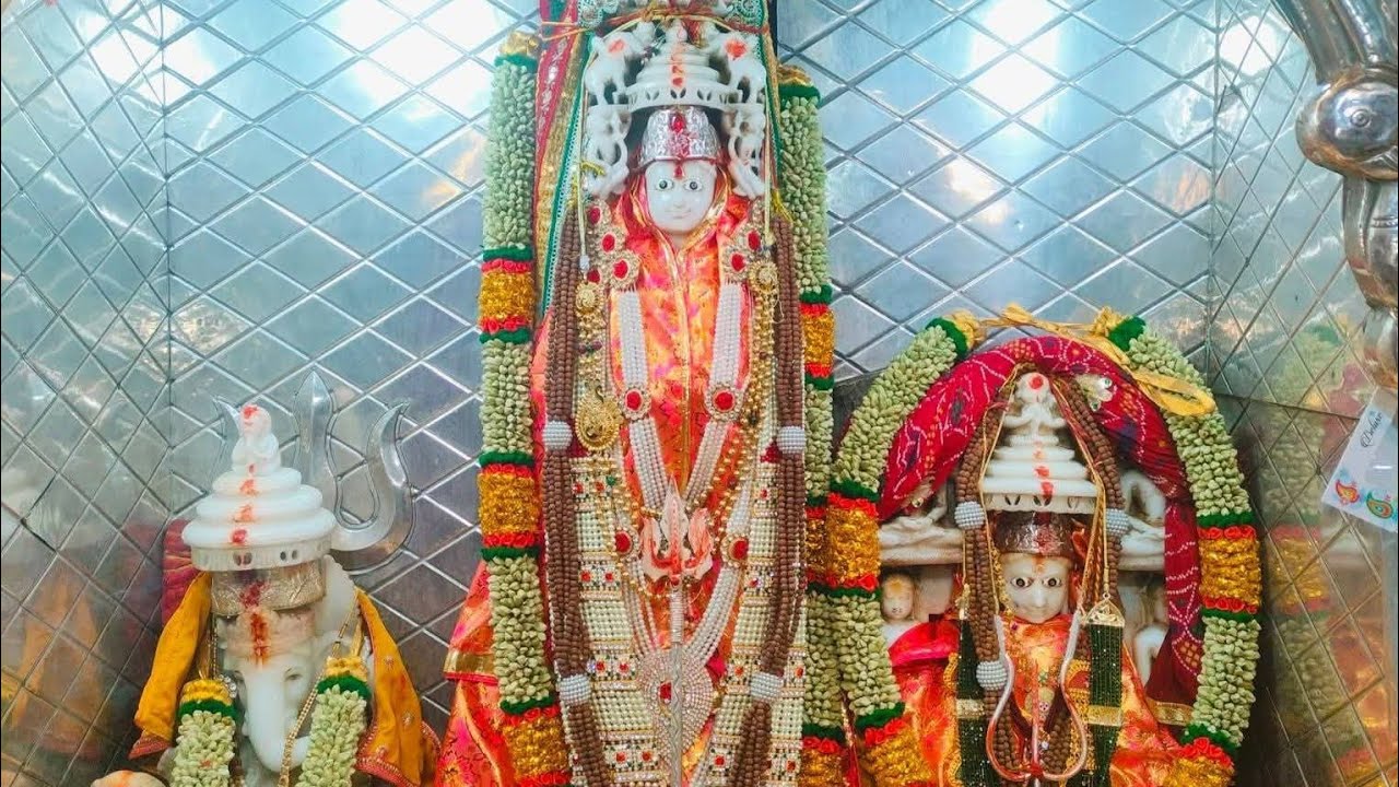 Aarti Brahmani Mata pallu dham|| आरती बरह्मानी माता की आरती पल्लू धाम || #vlog #love #travel #Sports