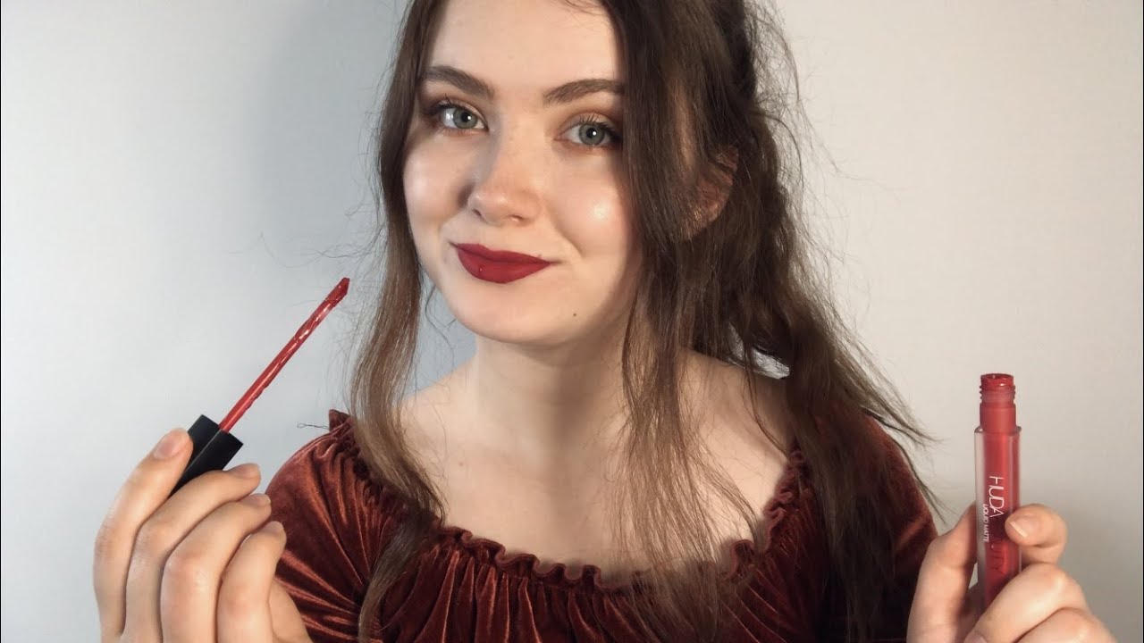 ASMR Lipgloss & Lipstick Application