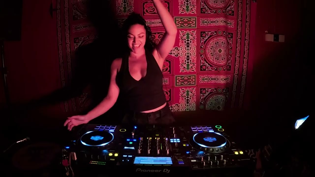ILL-3AB YA DJ! E10, S2 - JAMEELA 