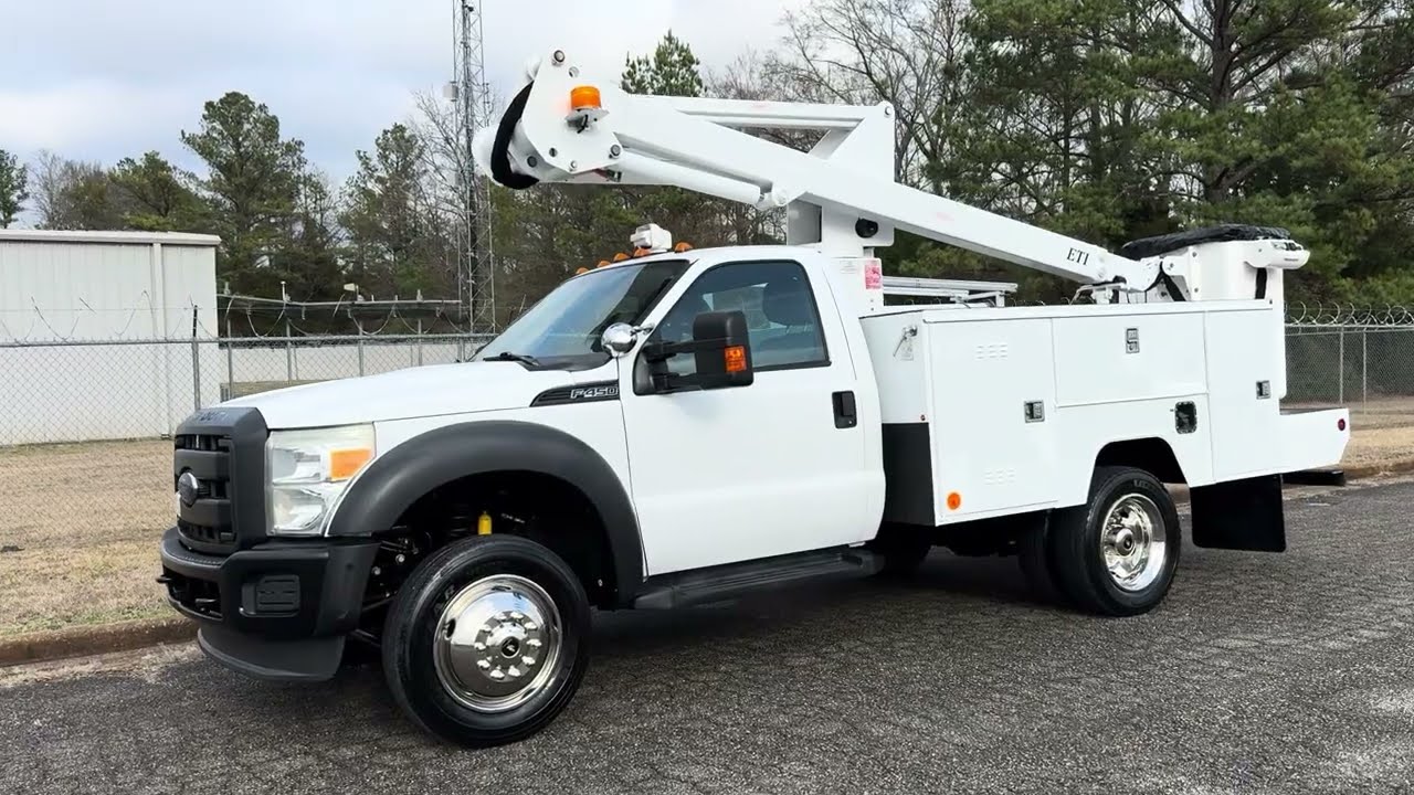 2013 FORD F450 BUCKET TRUCK BOOM TRUCK FOR SALE