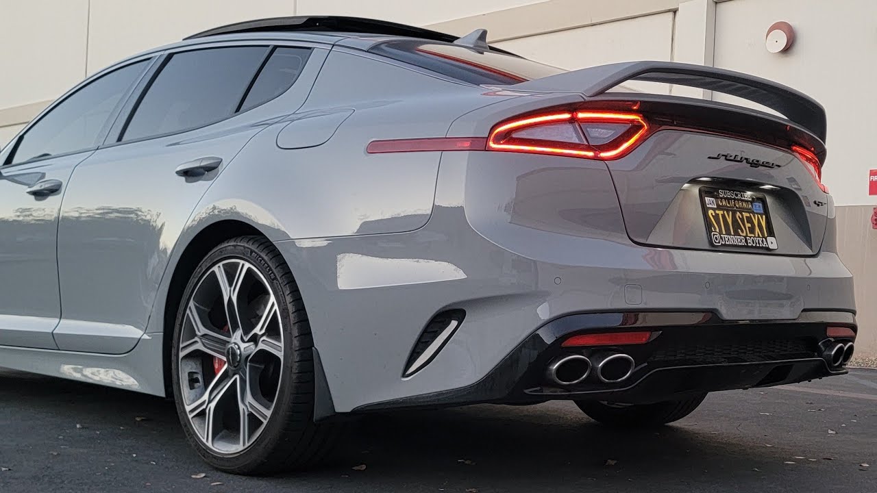 Kia Stinger Scorpion Spoiler / Upper Trunk Removal