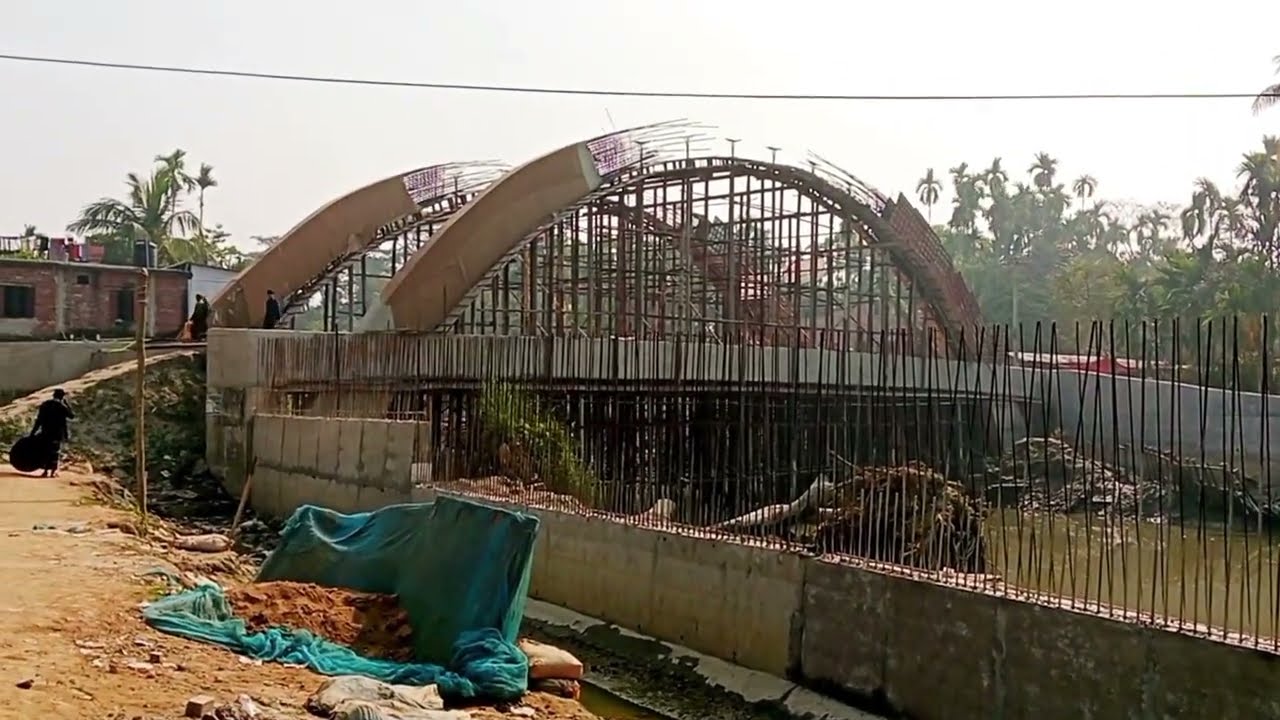 থানা কাজিরহাট ব্রিজ নির্মাণ হইতাছে 