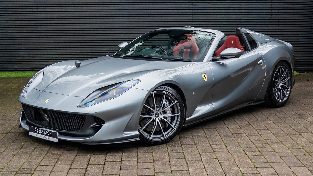 2020 Ferrari 812 GTS - Grigio Titanio Metallic - Walkaround + Start-Up