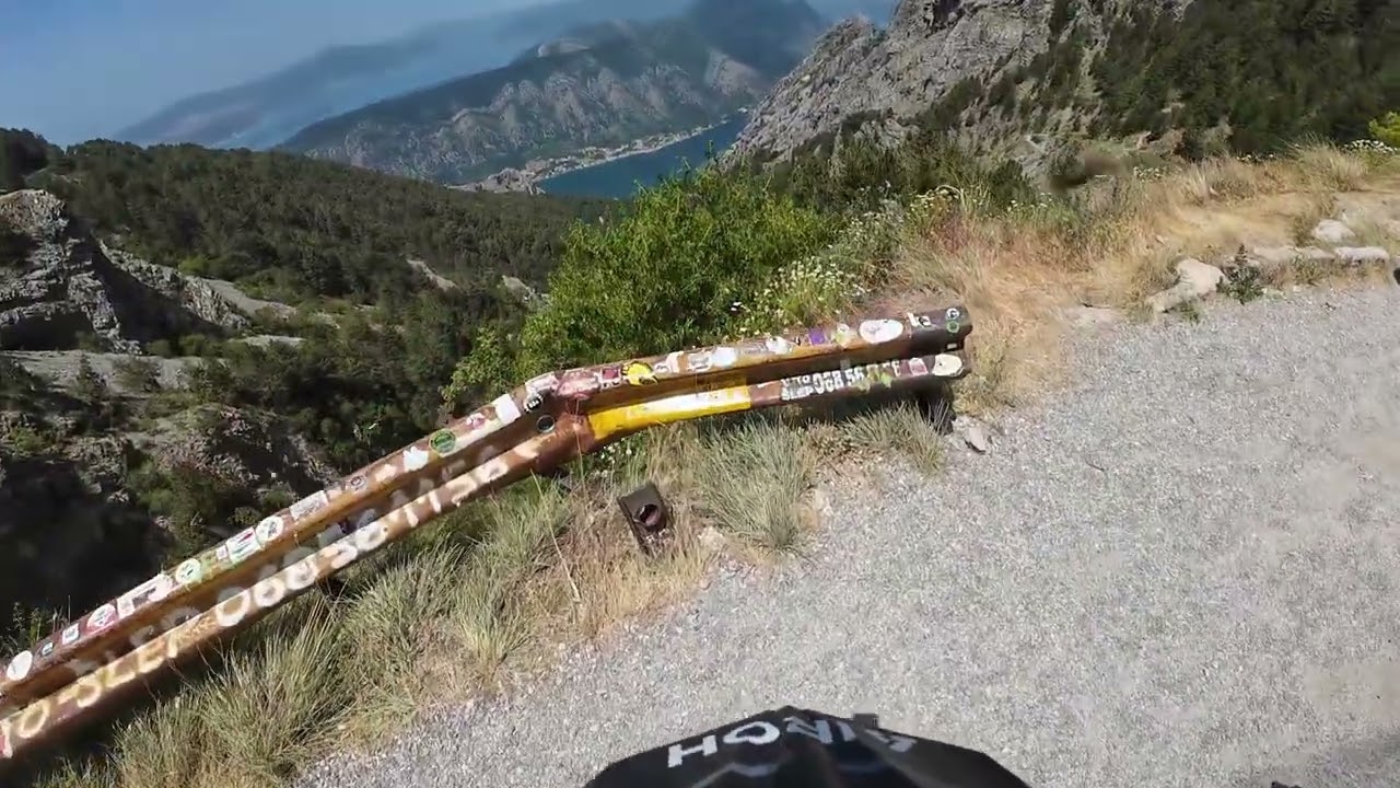 🏍️ Coasta Muntenegrului: De la Budva la Kotor prin Pasul Cetinje | Road Trip Complet