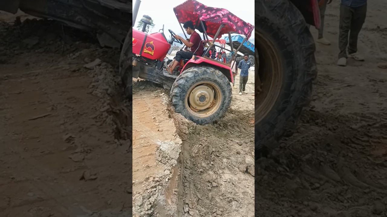 Tochan 4wd Mahindra Arjun NOVO 605 vs Sonalika 60 Rx Tractor Stuck in Mud