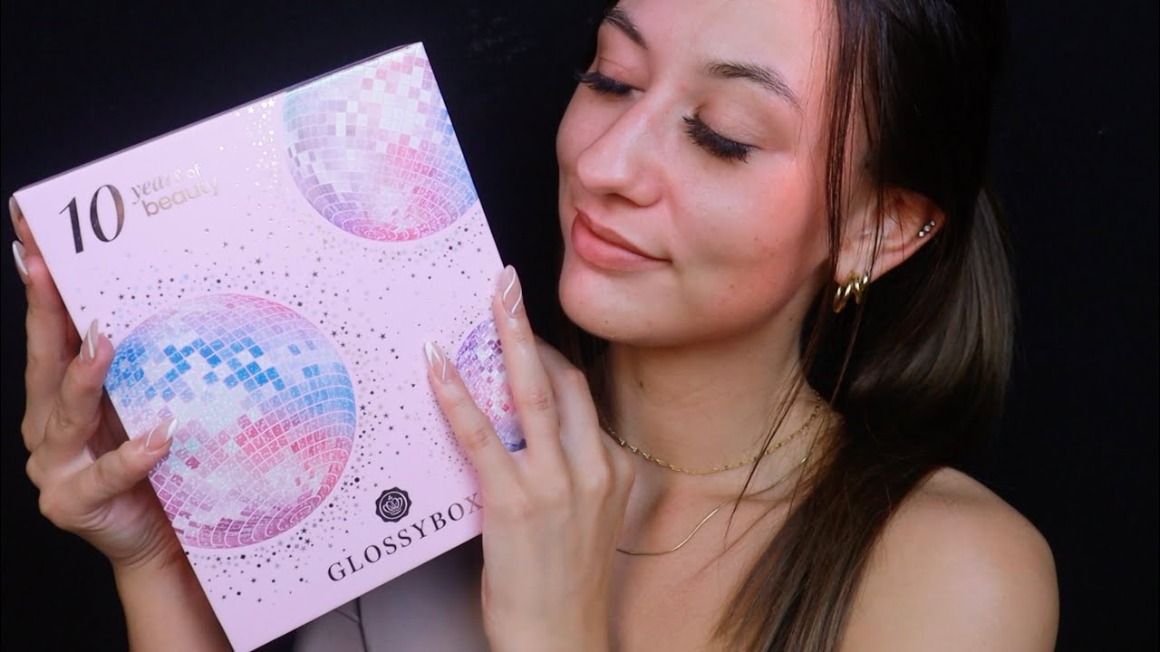 ASMR Glossybox Unboxing August 2021 💗 (tapping & whispering)