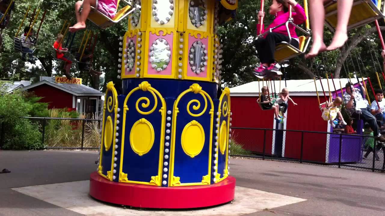 Como Town Rides - Swing