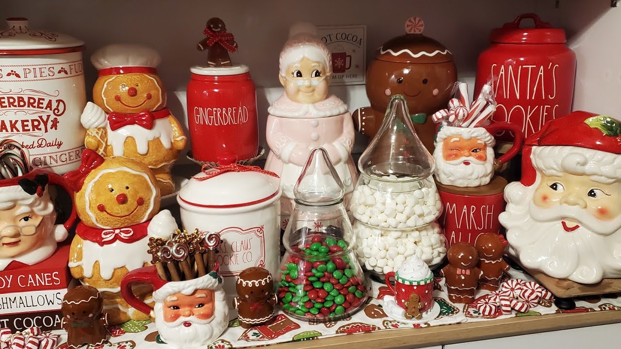 Hot Cocoa Bar 2024- Gingerbread and Mrs. Claus Kitchen Part 6!!!