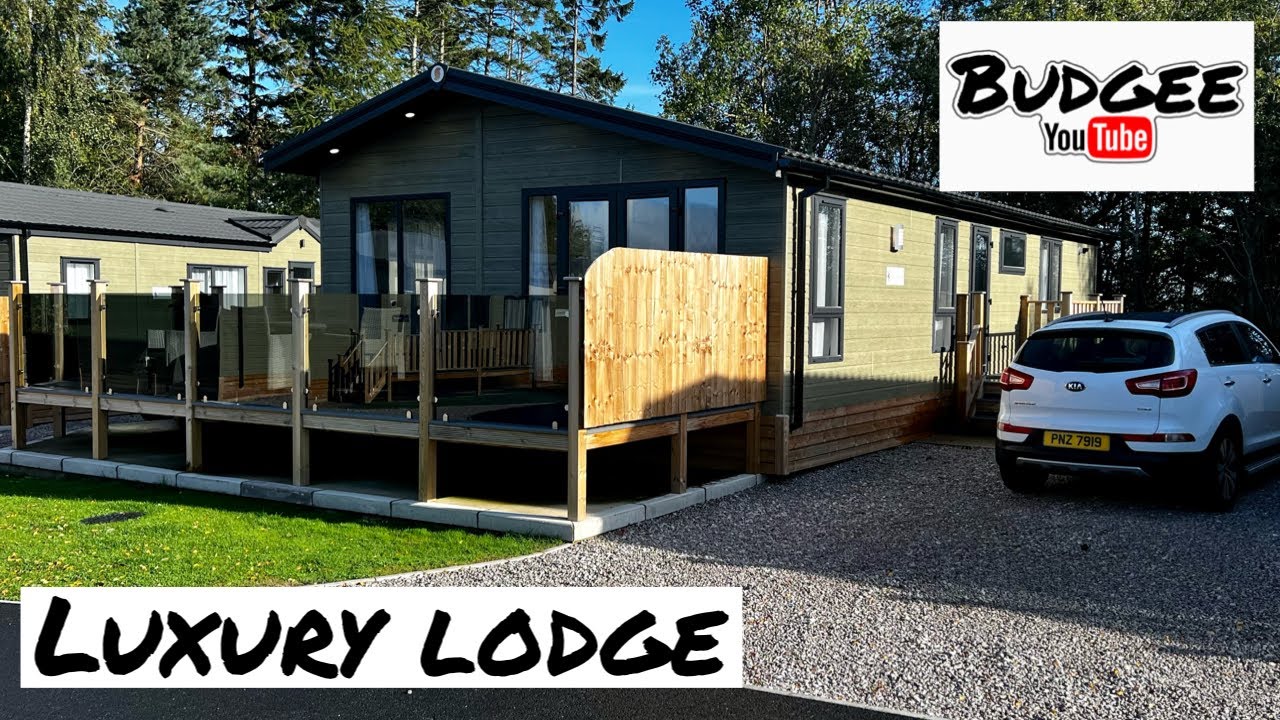 Lake District lodge with hot tub
