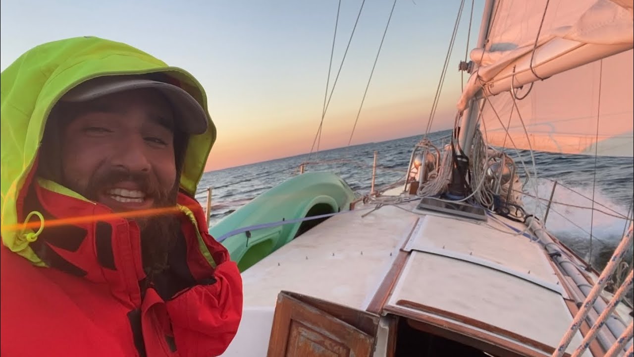 Is Sailing North This Late a BAD IDEA? (Ep.40)