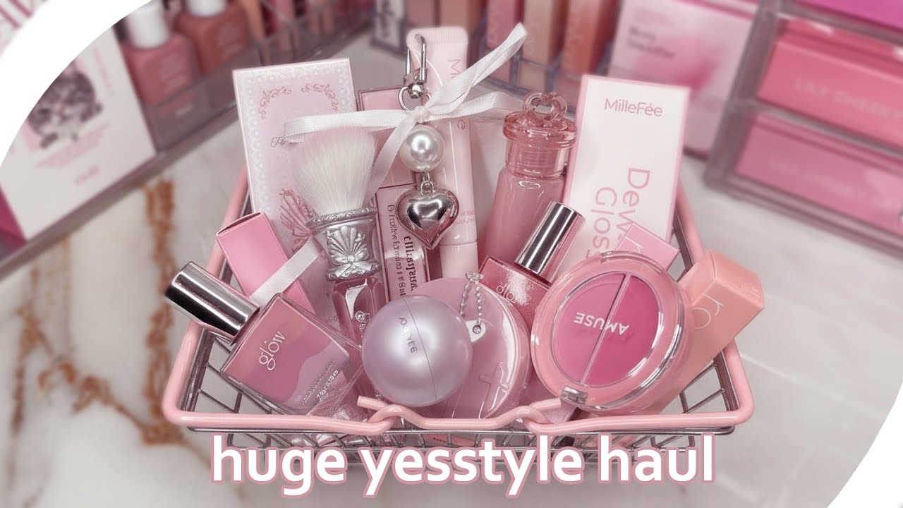 HUGE YESSTYLE HAUL 🎀 they have the cutest makeup!