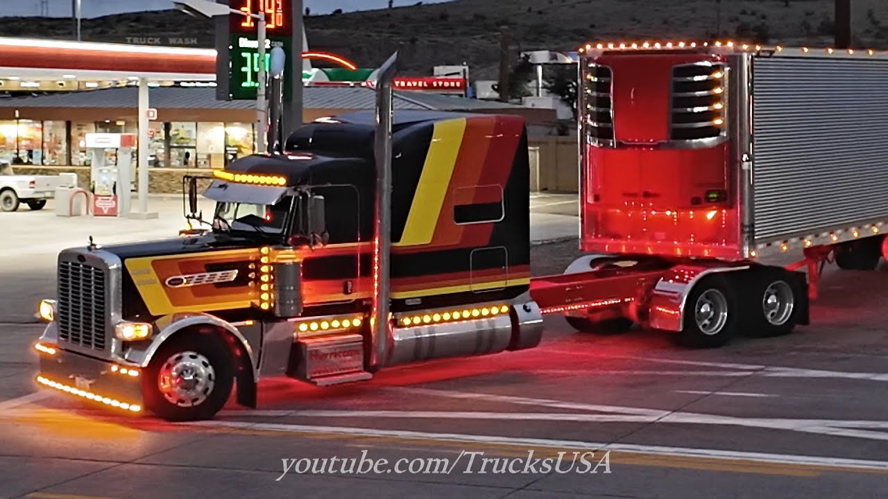 Truck Drivers as seen on a desert highway in Arizona, Truck Spotting USA