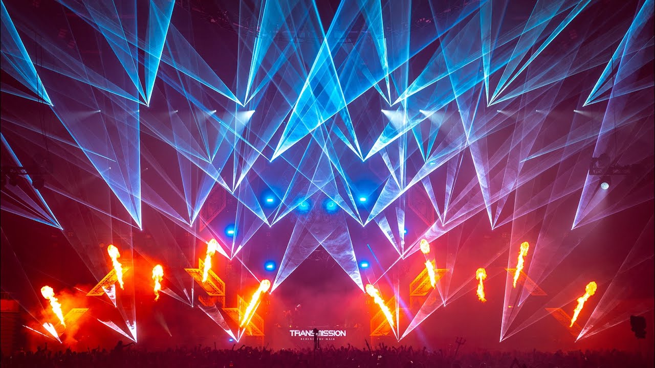 Darren Porter plays 'Chicane - Saltwater (Ferry Tayle rework)' (Live at Transmission Poland 2022)