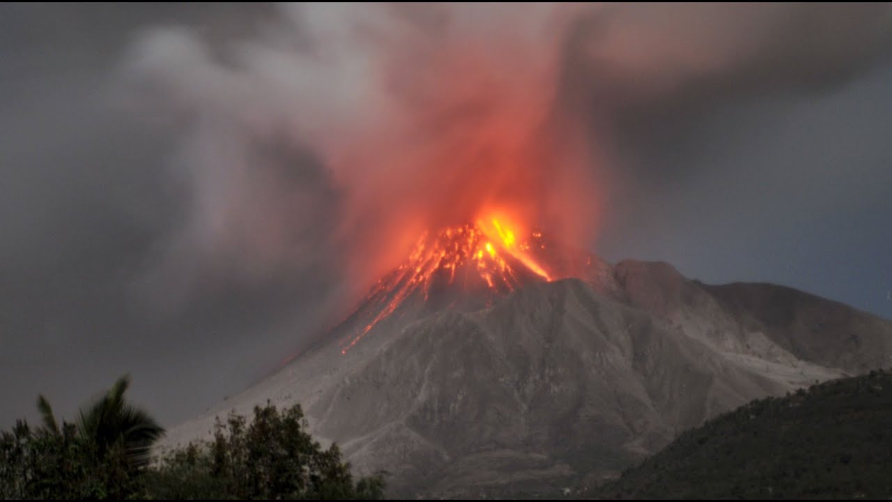 Iceland Hekla Volcano System Awakens - Magnitude M 5.1 Earthquake Plus Seismic Swarm Ongoing!
