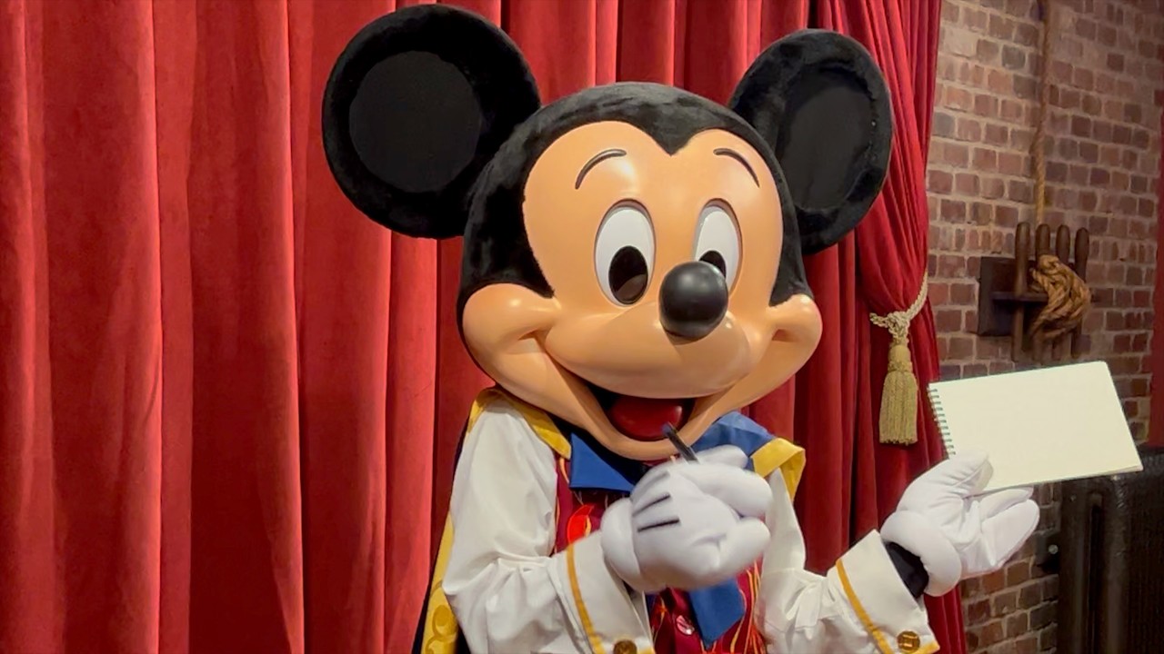 Meeting Mickey Mouse Mulan Aladdin Jasmine Big Al Ariel Meet & Greets Magic Kingdom Disney World