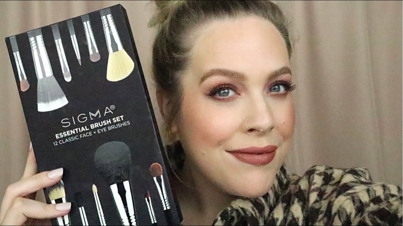Pro Tips w/ Dani: Brush Basics