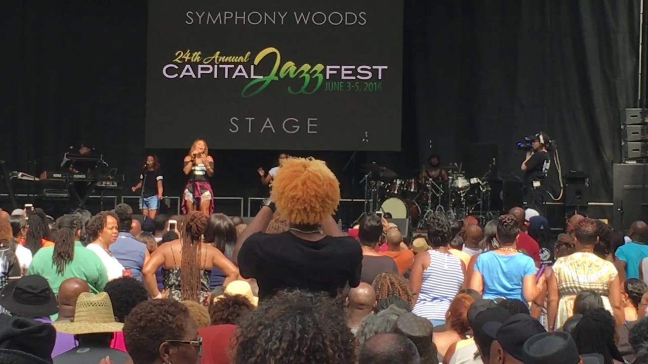 Tamia performs 