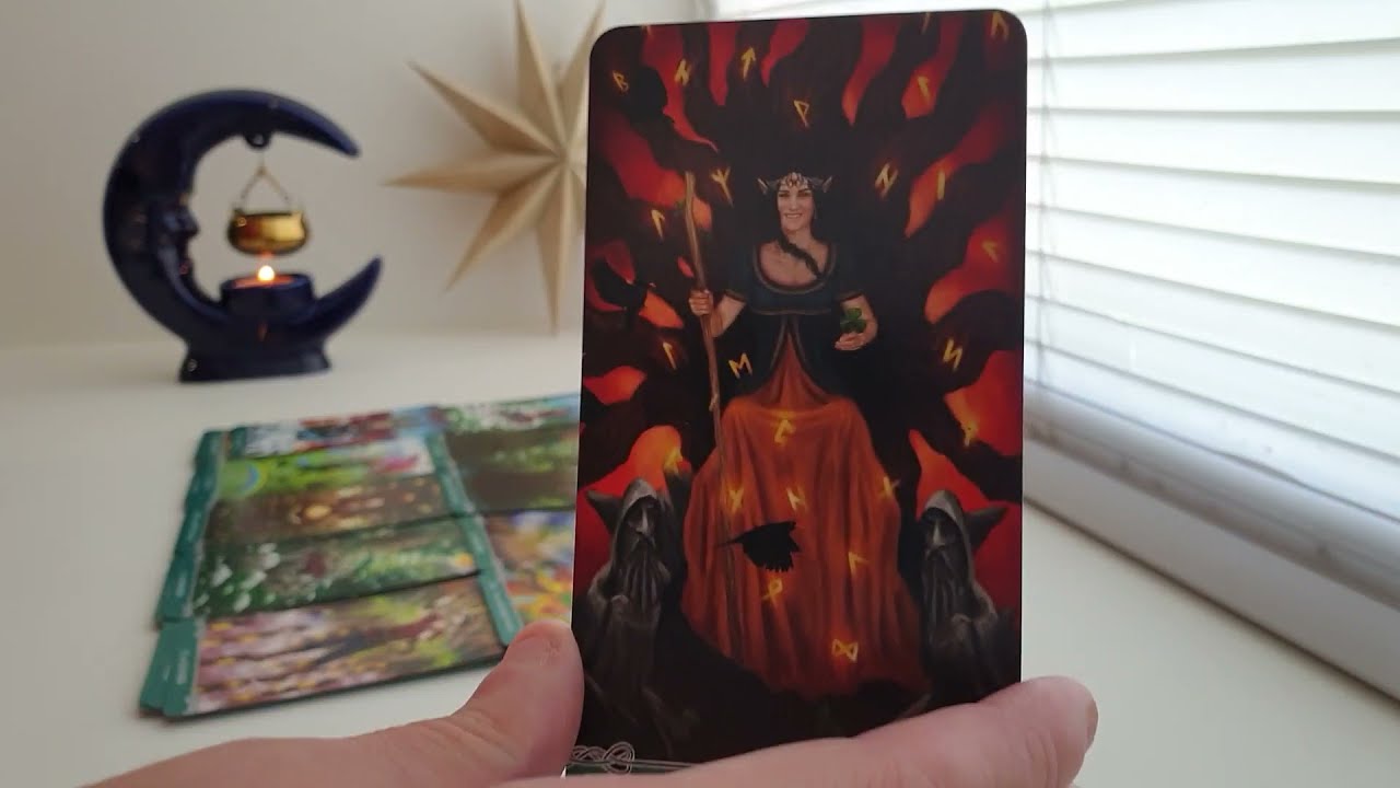 ЕГО ЛИЧНАЯ ЖИЗНЬ СЕГОДНЯ 🙈🤪🤷‍♀️ ОТВЕТ У ТАРО🃏🧚