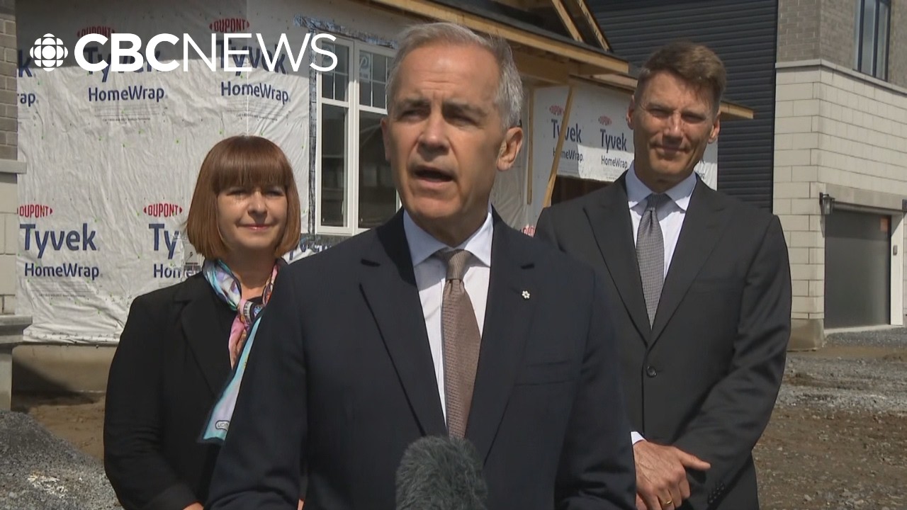 Carney calls Smith's Alberta referendum question a 'dangerous bluff'