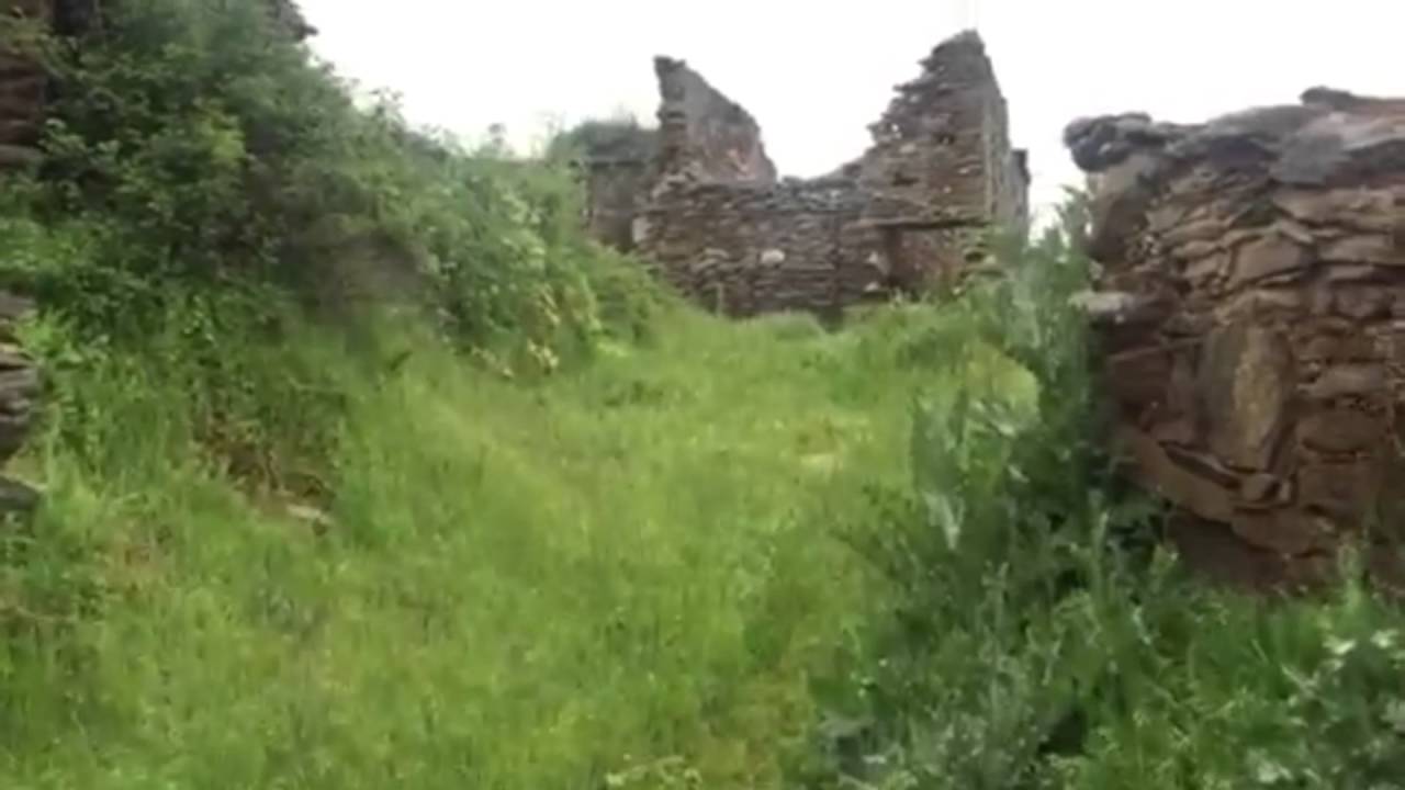 San Román de los Infantes - pueblo en ruinas (Zamora )