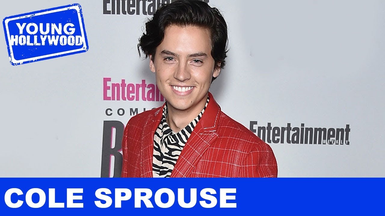 Riverdale's Cole Sprouse, Lucifer's Tom Ellis, & More Play Never Have I Ever at Comic-Con!