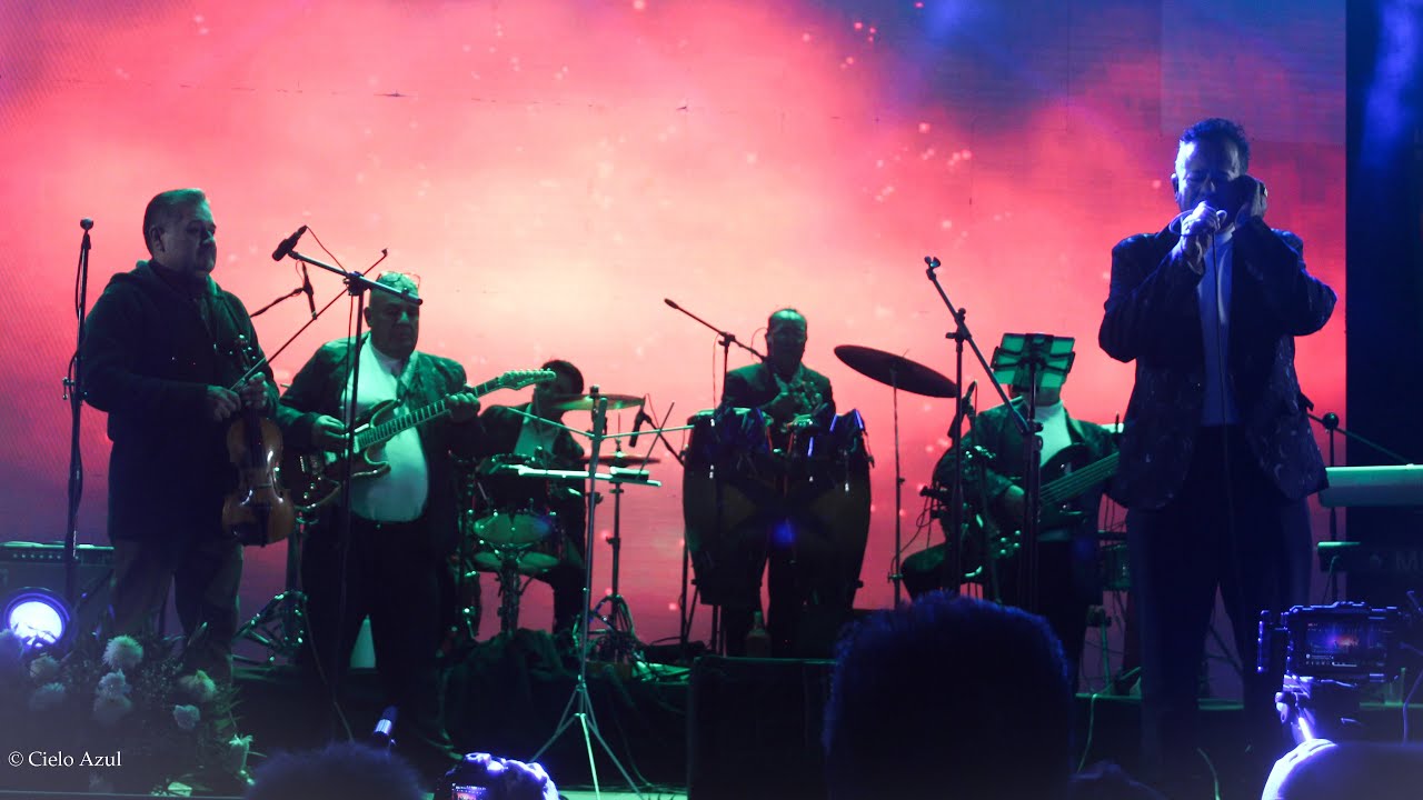 Cielo Azul | FUERON TUS LAGRIMAS EN VIVO