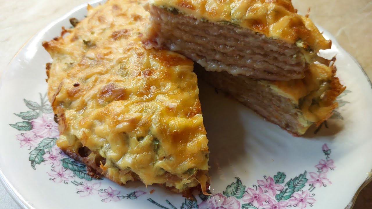 Ніжний, м'який вафельний торт з курячим фаршем! 🥞
