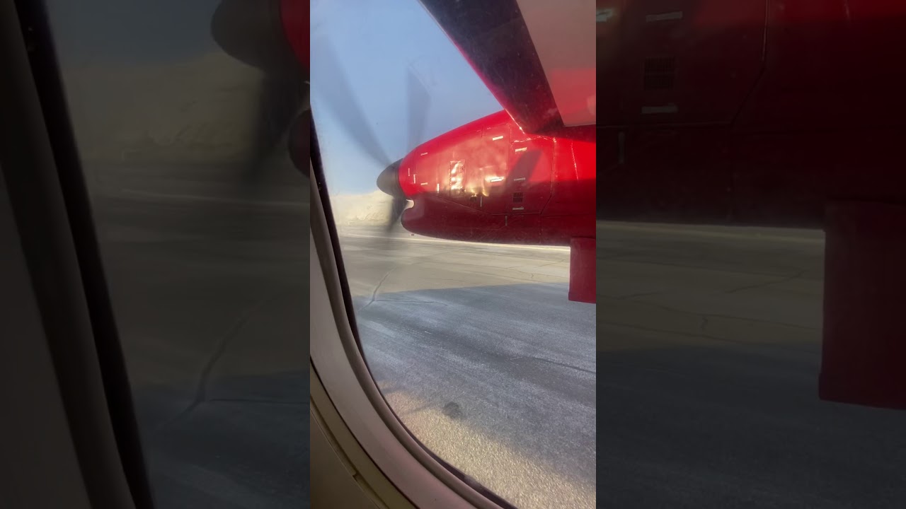 Air Greenland dash 8-200 OY-GRP leaving Kangerlussuaq for Nuuk greenland 2-11-2020