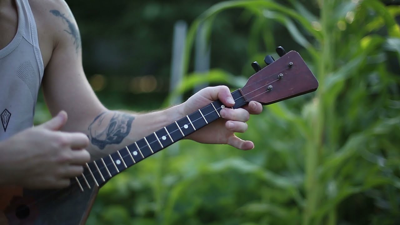 Нейромонах Феофан  А теперь поет медведь (cover) Neuromonakh Feofan- improvisation on the balalaika