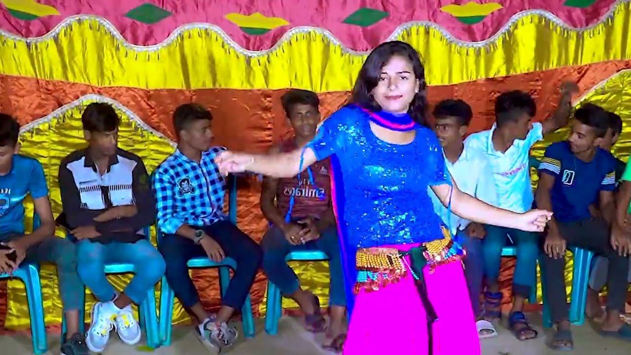 বিয়ে বাড়ির উরাধুরা নাচ | O Amar Roshiya Bondhu Re | Roshia Roshia | BAngla Dance | Juthi Dance
